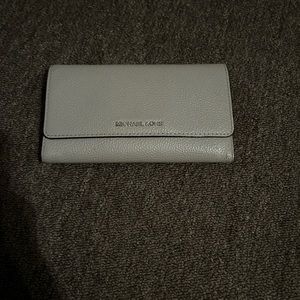 Tri-Fold Michael Kors Wallet